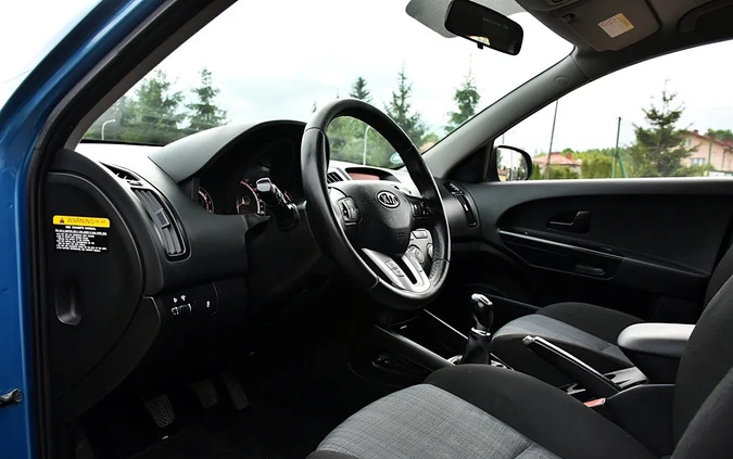 Kia Ceed cena 21500 przebieg: 189000, rok produkcji 2010 z Szadek małe 562